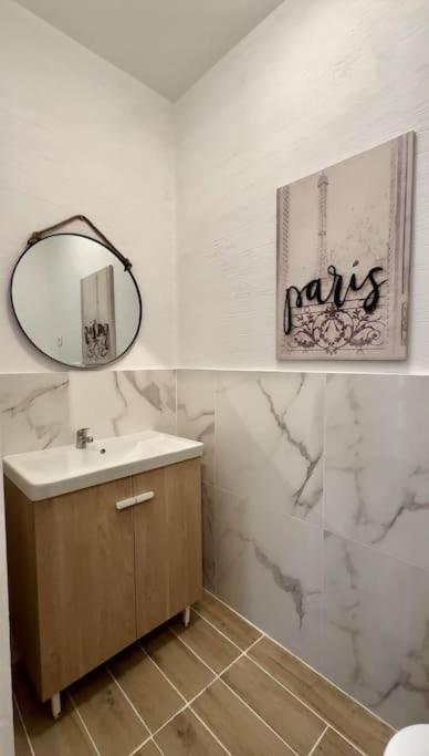 Charmant 3 Pieces Idealement Situe Menton Luaran gambar