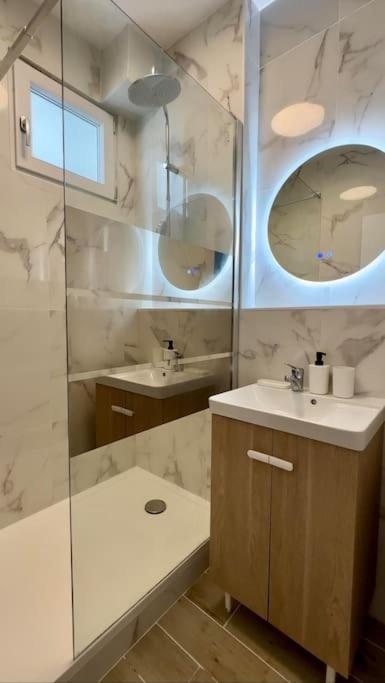 Charmant 3 Pieces Idealement Situe Menton Luaran gambar