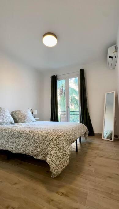 Charmant 3 Pieces Idealement Situe Menton Luaran gambar